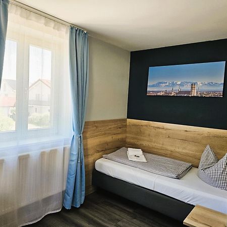 Novitel Pension Pliening - Muenchen Messe Dış mekan fotoğraf